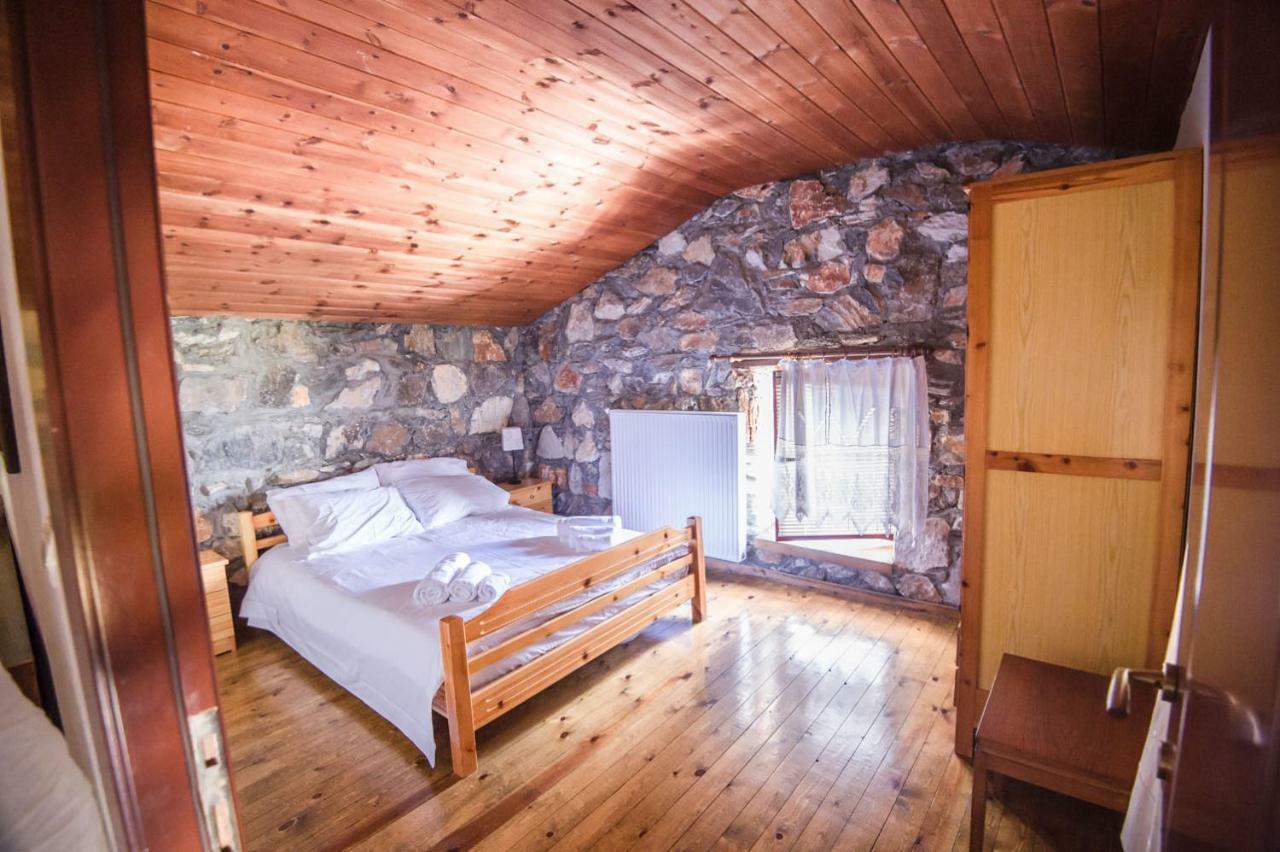 Stonehouse 2 Bedroom Chalet On Olympus Amazing View Petra  Екстер'єр фото