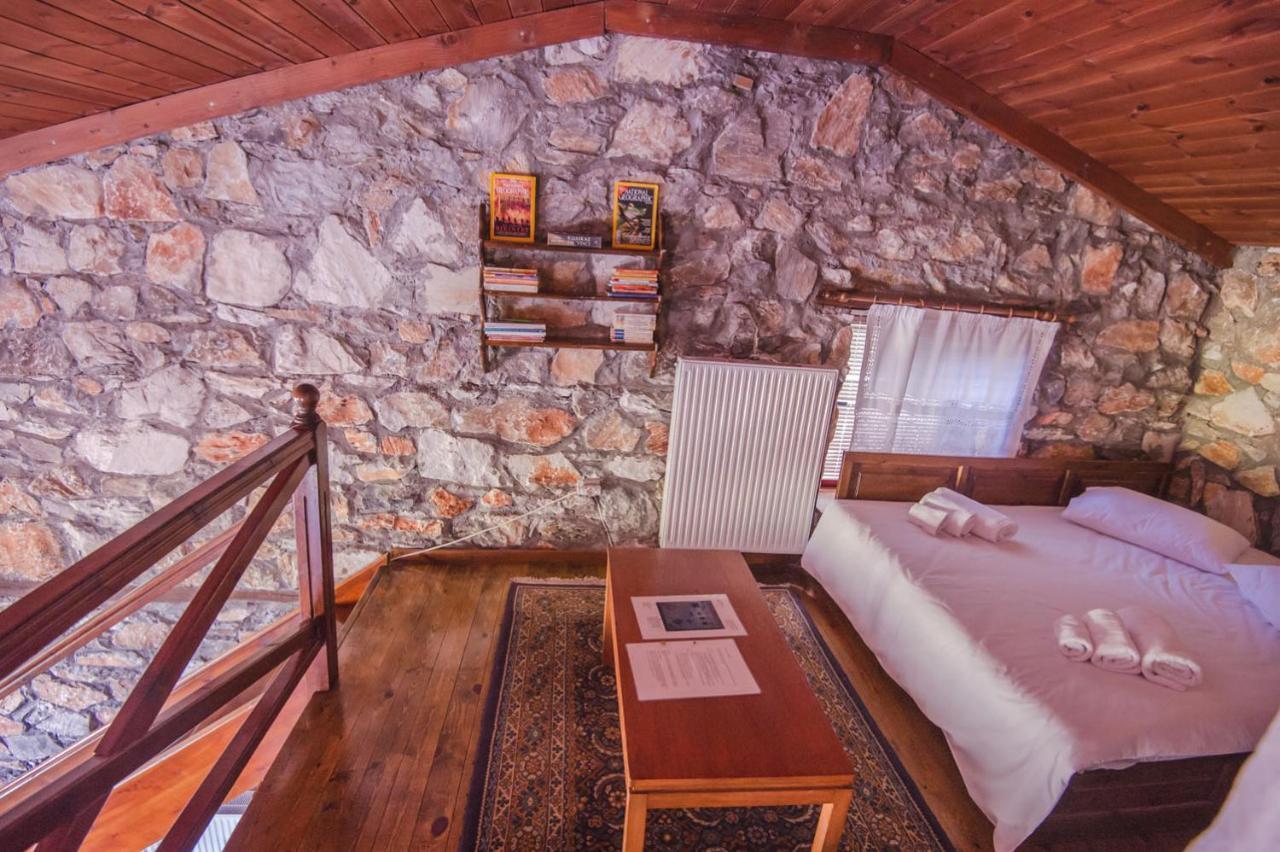 Stonehouse 2 Bedroom Chalet On Olympus Amazing View Petra  Екстер'єр фото